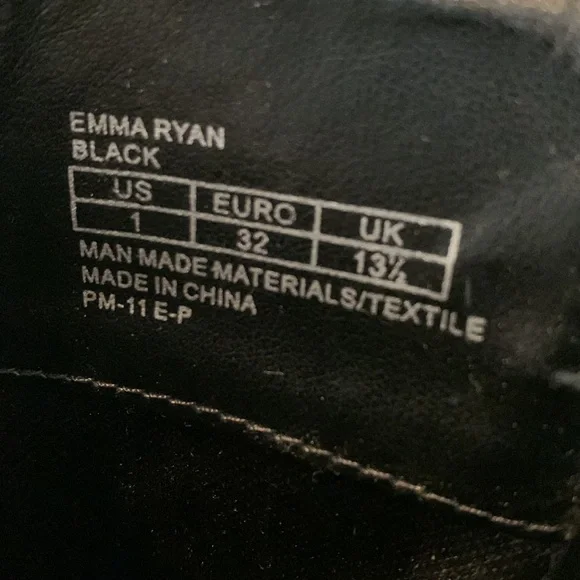 Micheal Kors boots - Picture 5 of 6